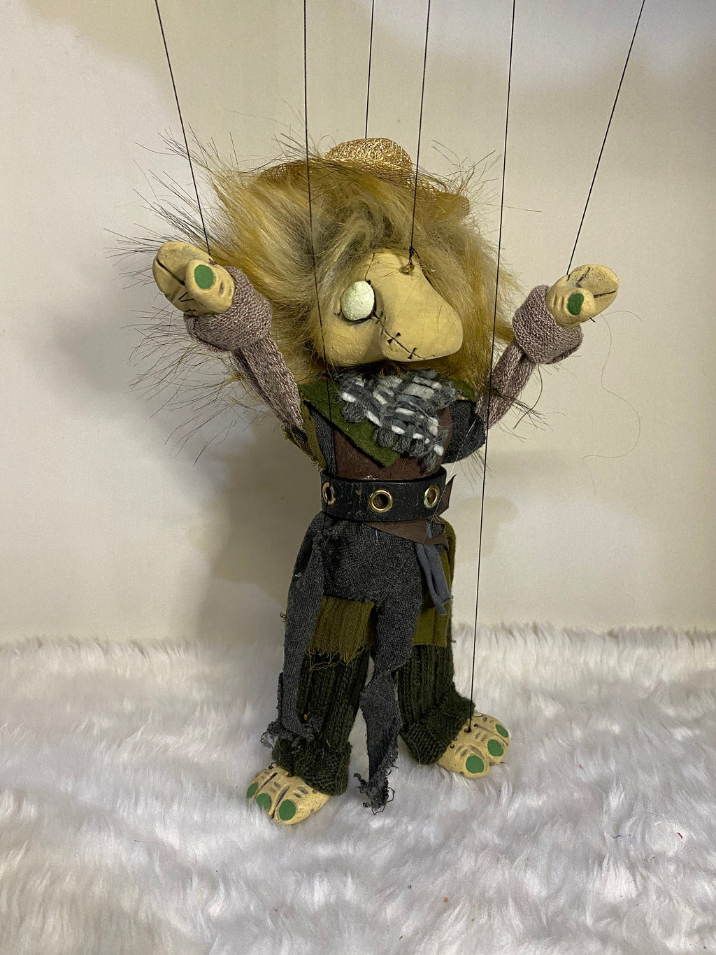 Logg - Zombie Oddling marionette
