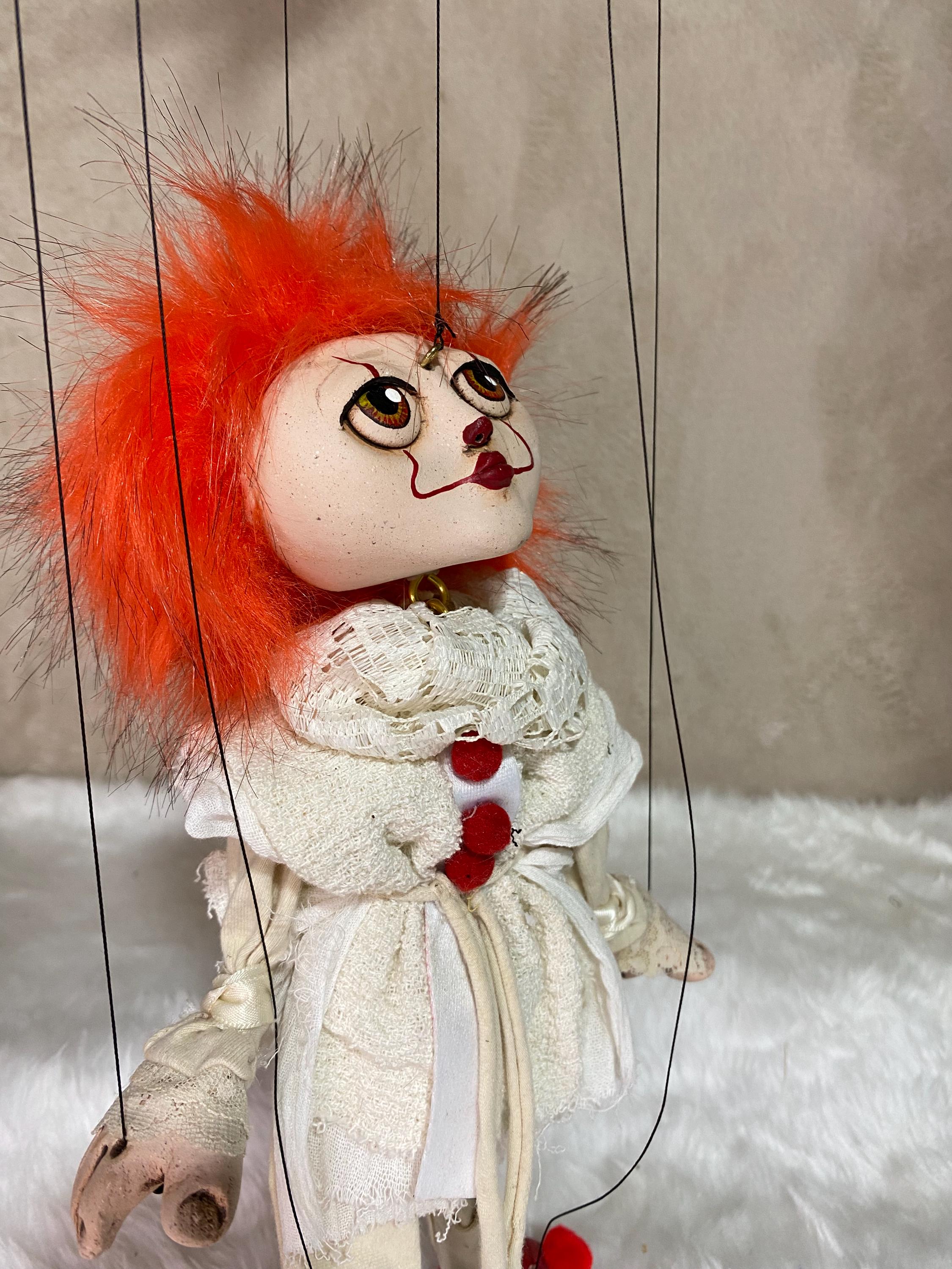 Pennywise the Dancing Clown: Cosplay Marionette Puppet