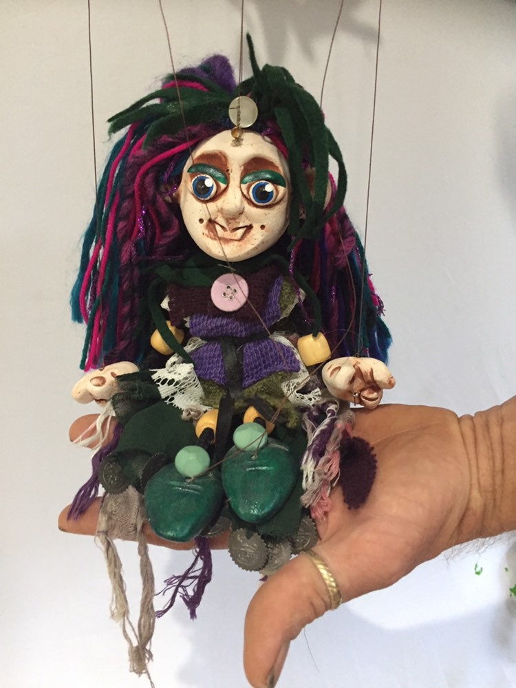 Dresilda Tarantella Marionette