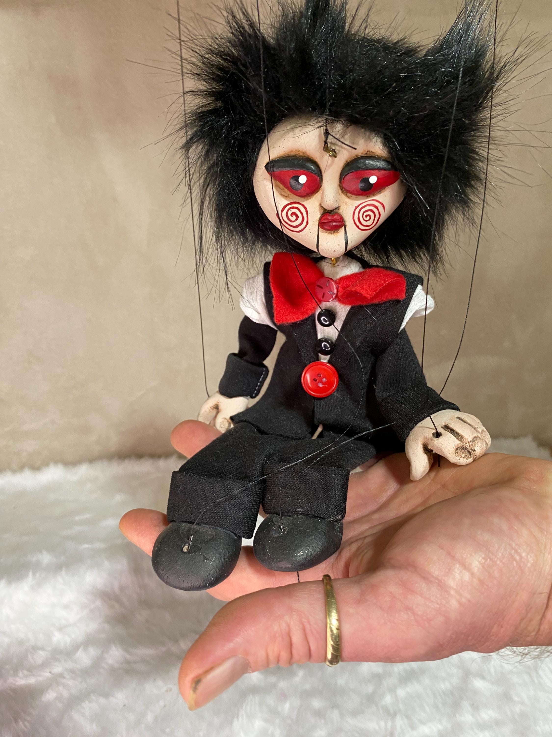 Creepy Ventiloquist Doll: Cosplay Marionette Puppet