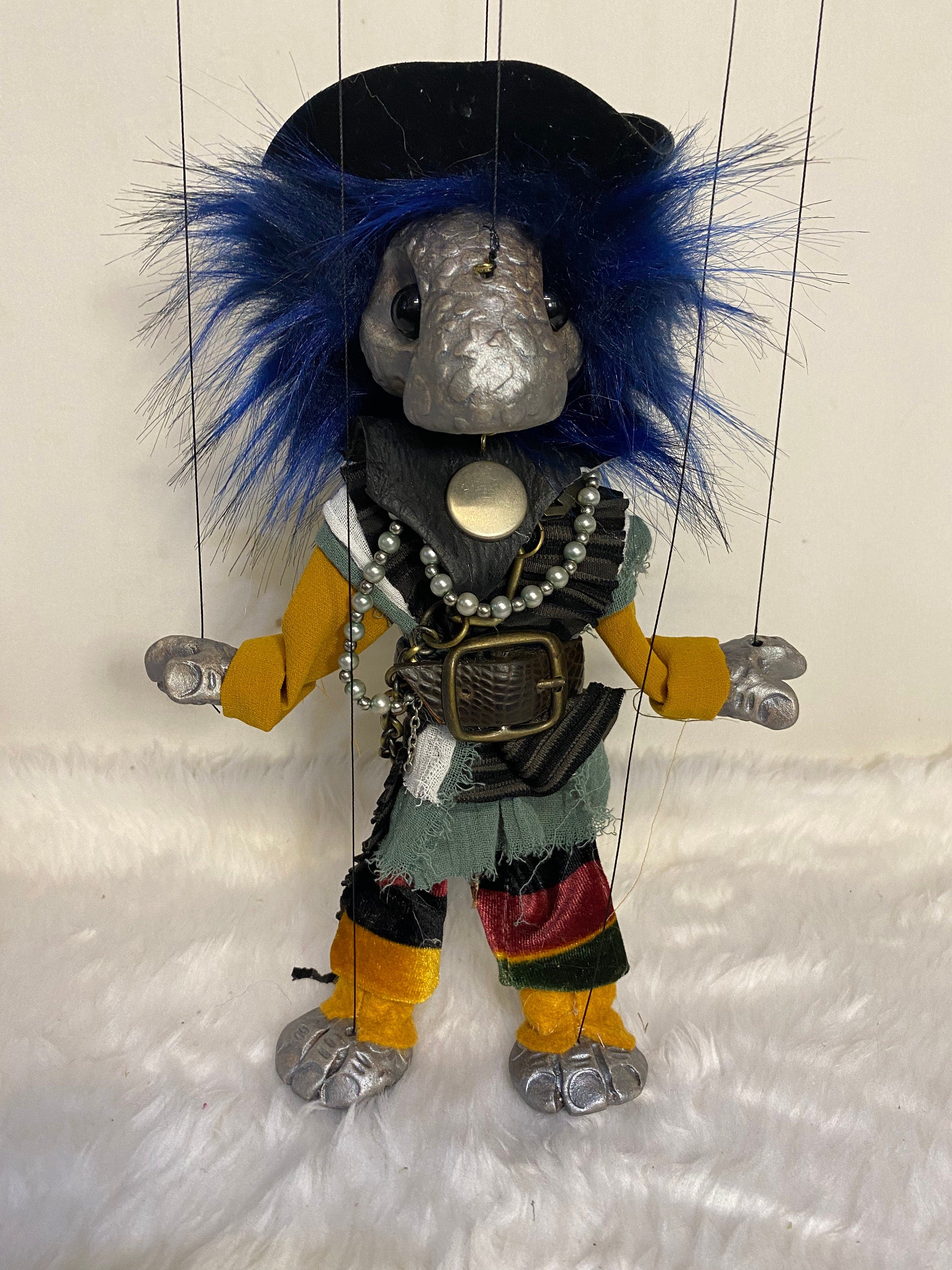 Kaptain Kailani - an Oceanic Oddling marionette