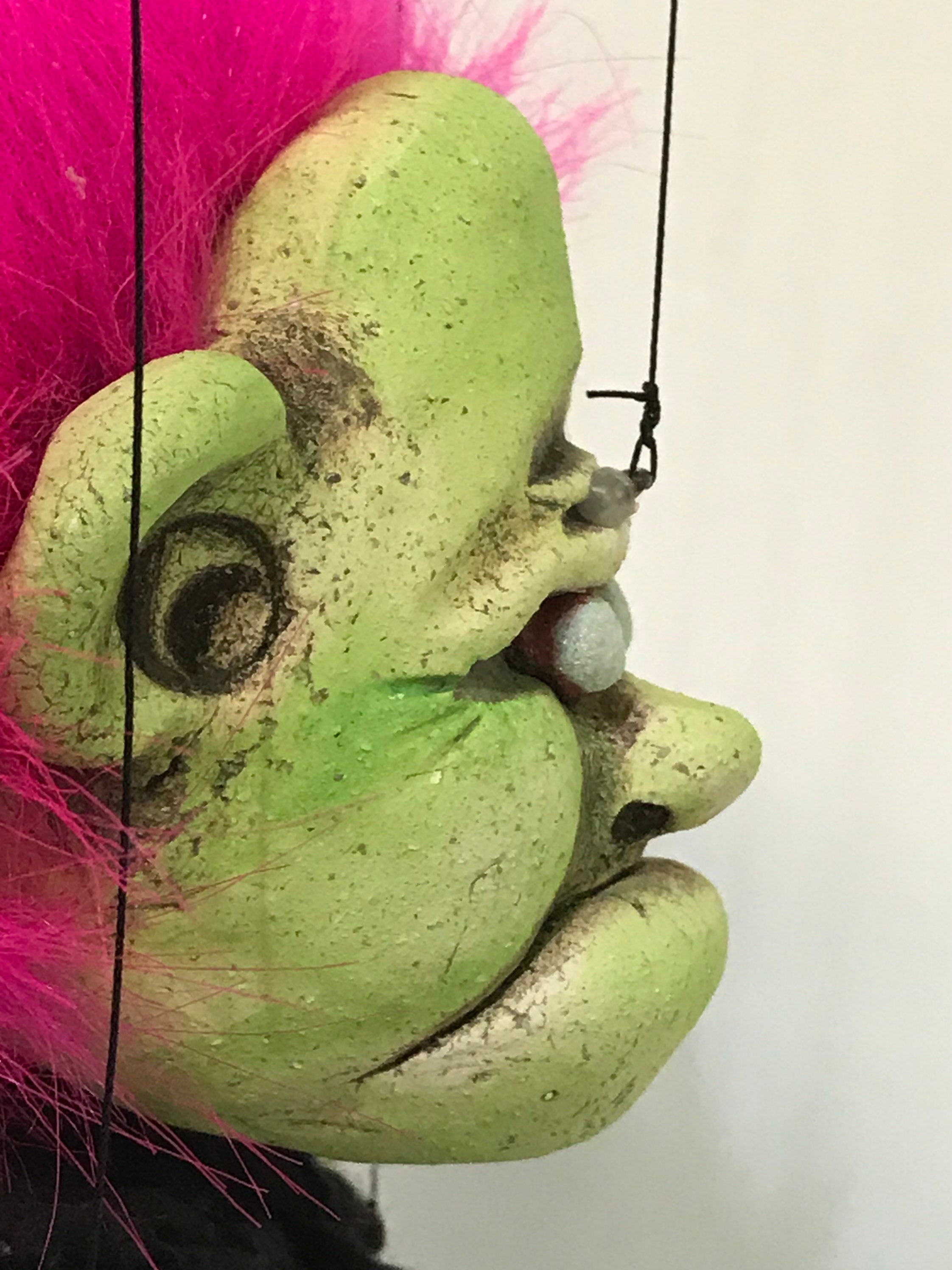 Madge Mugwort: Zombie Marionette