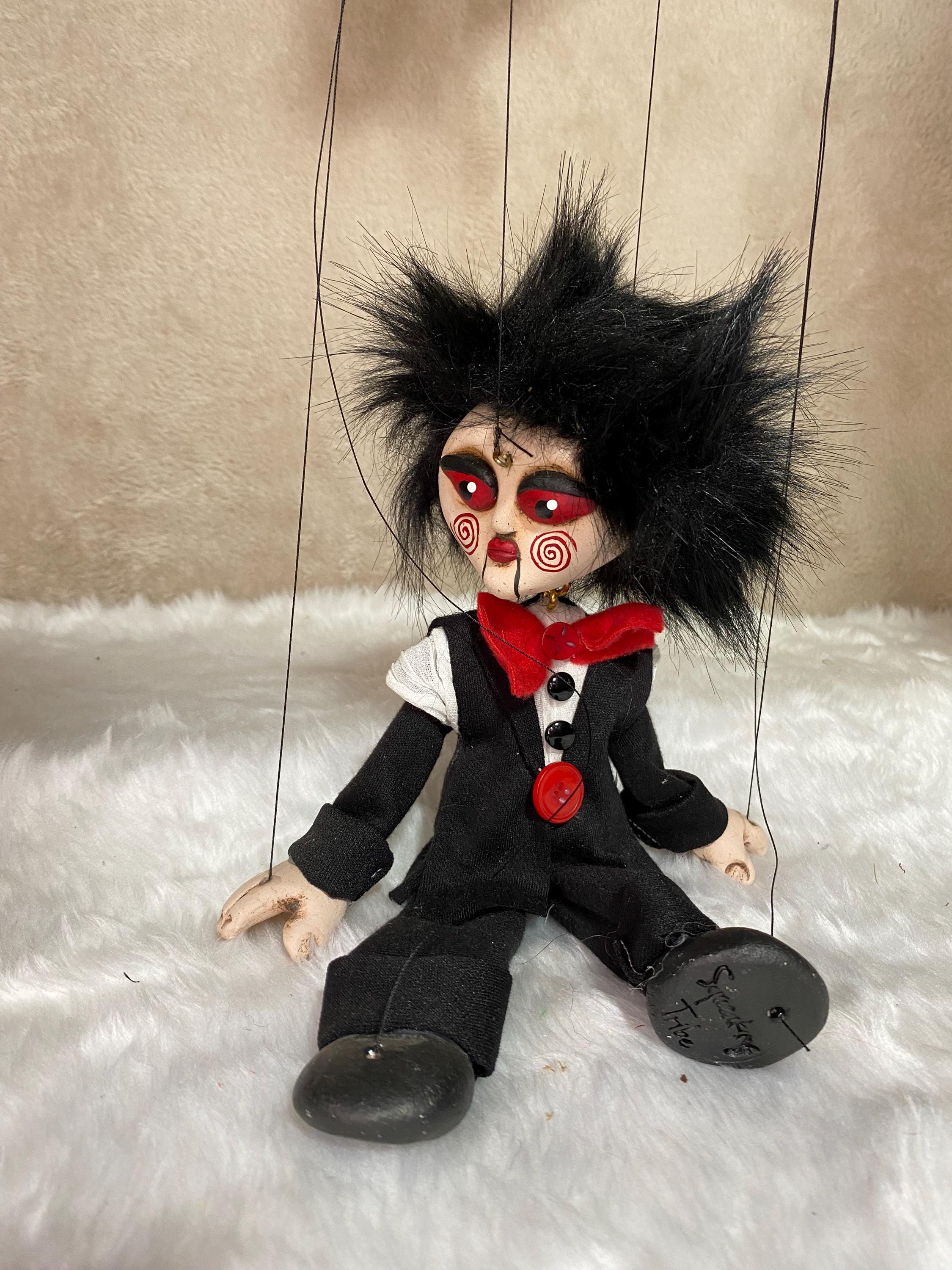 Creepy Ventiloquist Doll: Cosplay Marionette Puppet