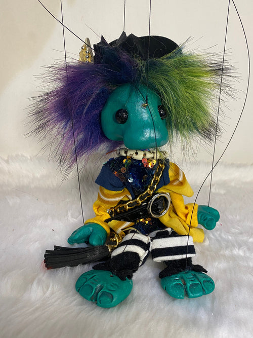 Admiral Amaya - an Oceanic Oddling marionette