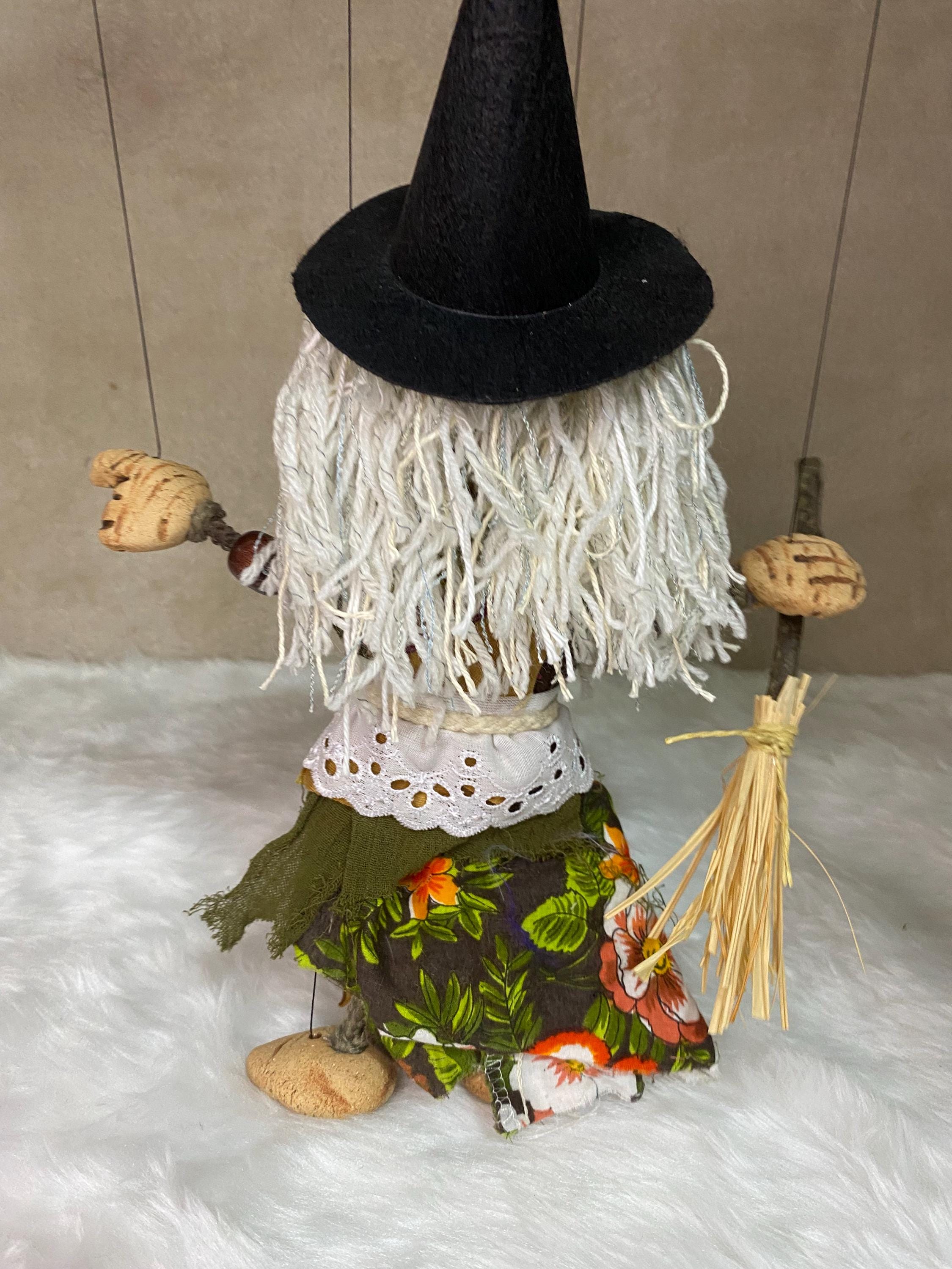 Morag the Western Witch - Marionette